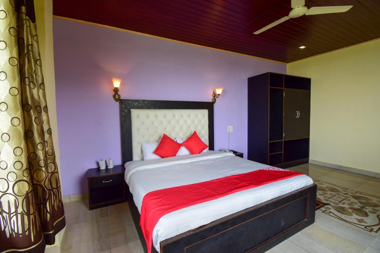 Oyo 43476 Vatika Resort Shimla Bagian luar foto