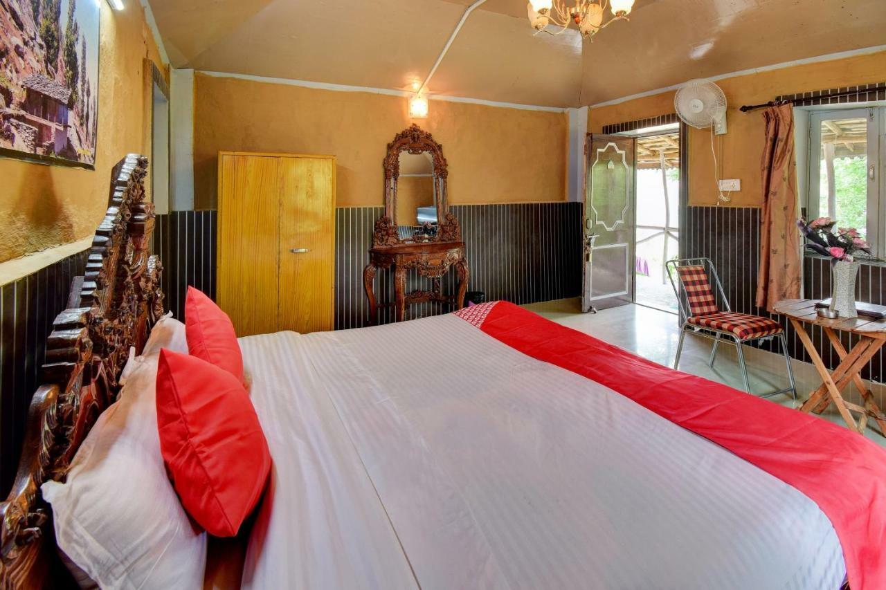 Oyo 43476 Vatika Resort Shimla Bagian luar foto